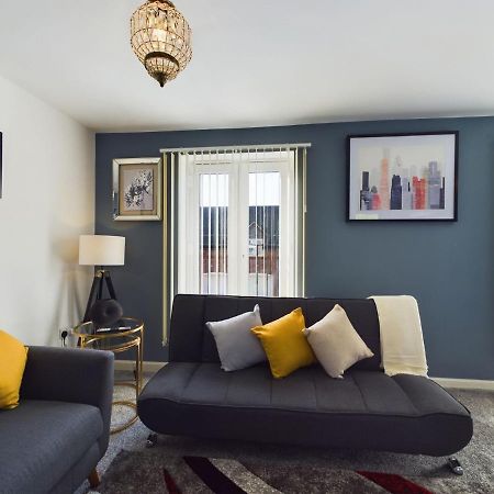 247 Serviced Accommodation In Stafford- 3Br Townhouse 외부 사진